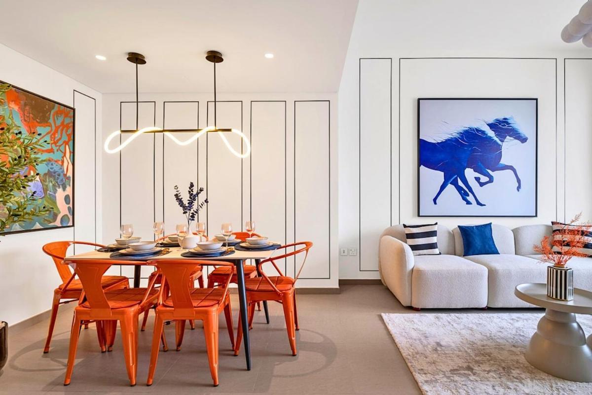Vibrant Luxe Burj Khalifa Views-dubai Mall Access By Maxx Value Homes Apartment