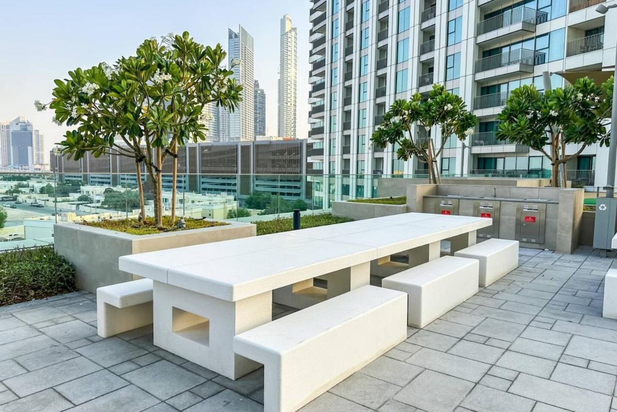 Vibrant Luxe Burj Khalifa Views-dubai Mall Access By Maxx Value Homes *