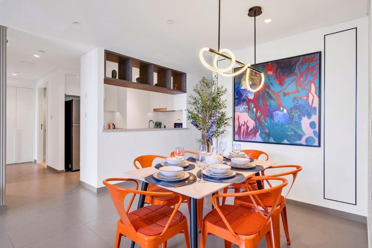 Apartment Vibrant Luxe Burj Khalifa Views-dubai Mall Access By Maxx Value Homes