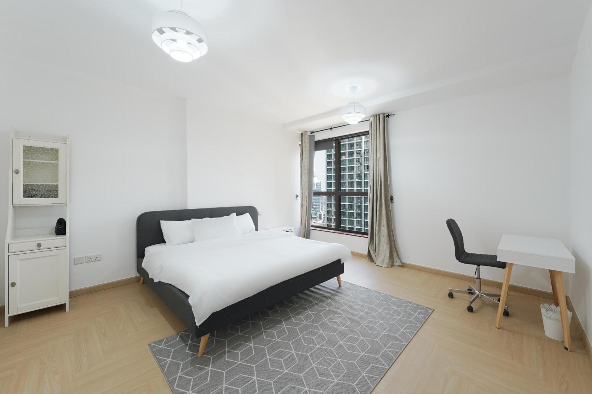 Modern Luxe Jumeirah Residences Apartment *