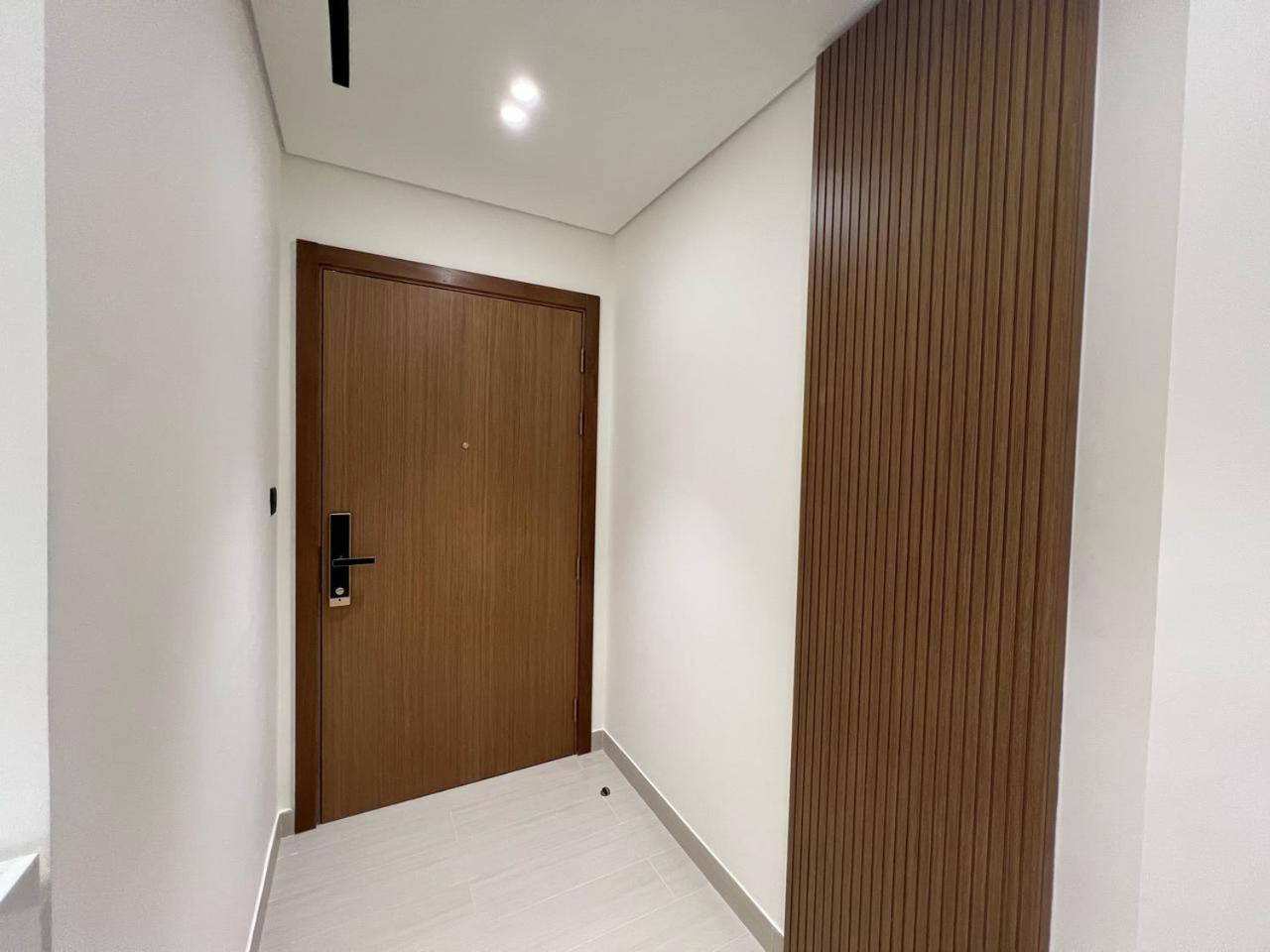 Luxury - Burj Khalifa View - Brand New *
