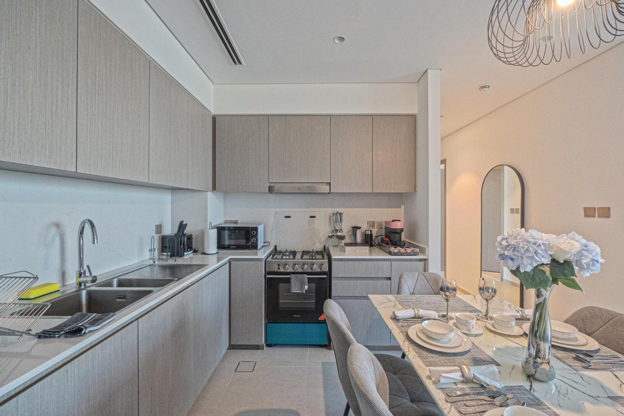 Venetian - Chill In 2br Insane Burj Views & Luxe Massage Chair *