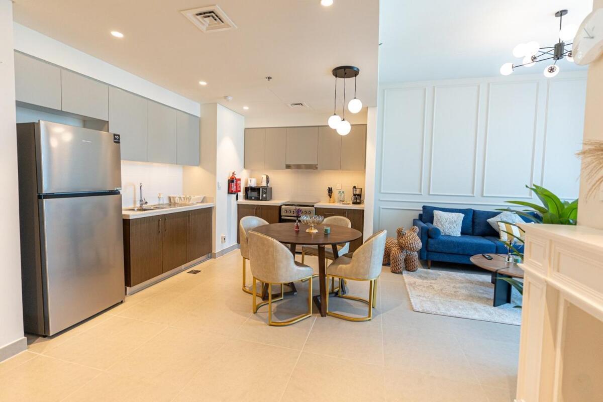 Apartment Tower 1 - Luxury 2 Bedroom *
