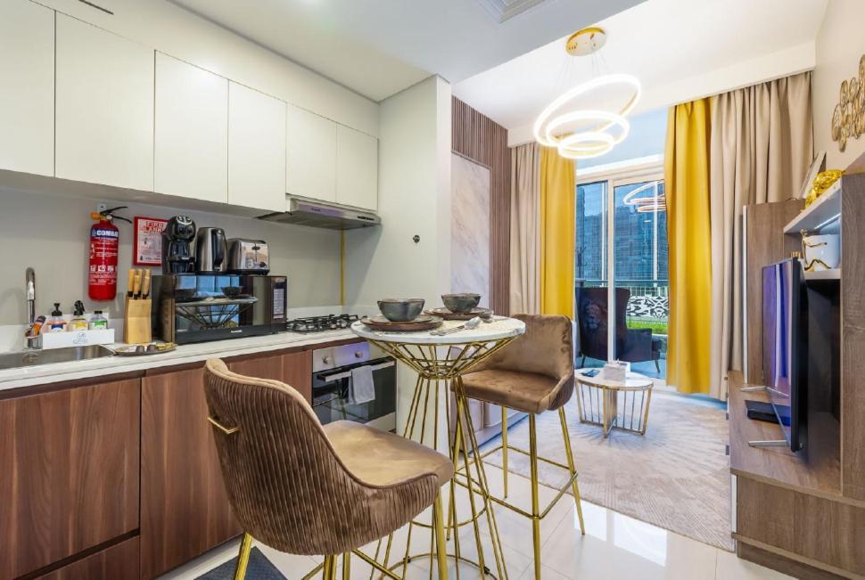 Apartment Luxury Flat For Daily Rent In The Heart Of