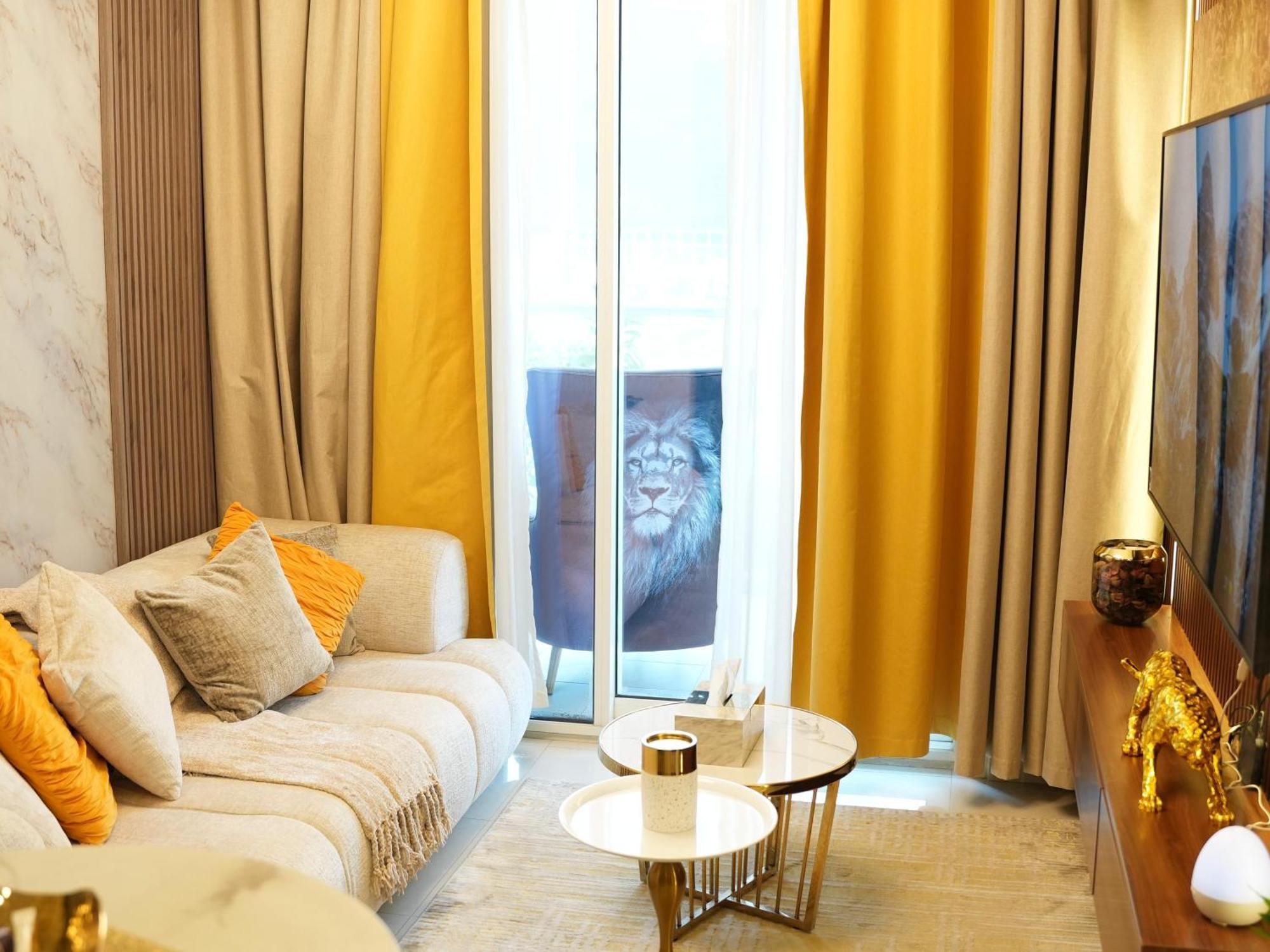 Luxury Flat For Daily Rent In The Heart Of Apartment Dubai