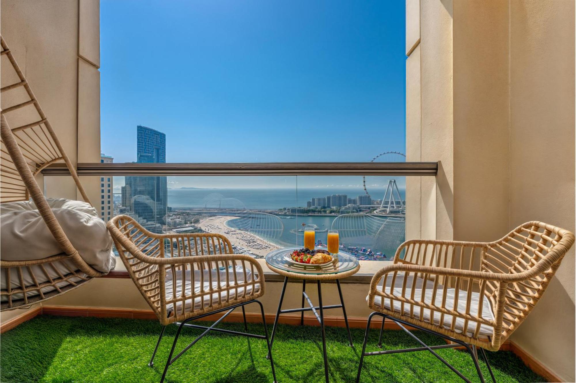 Luxury Eye View Living - Access I Marina Walk Apartment Dubai