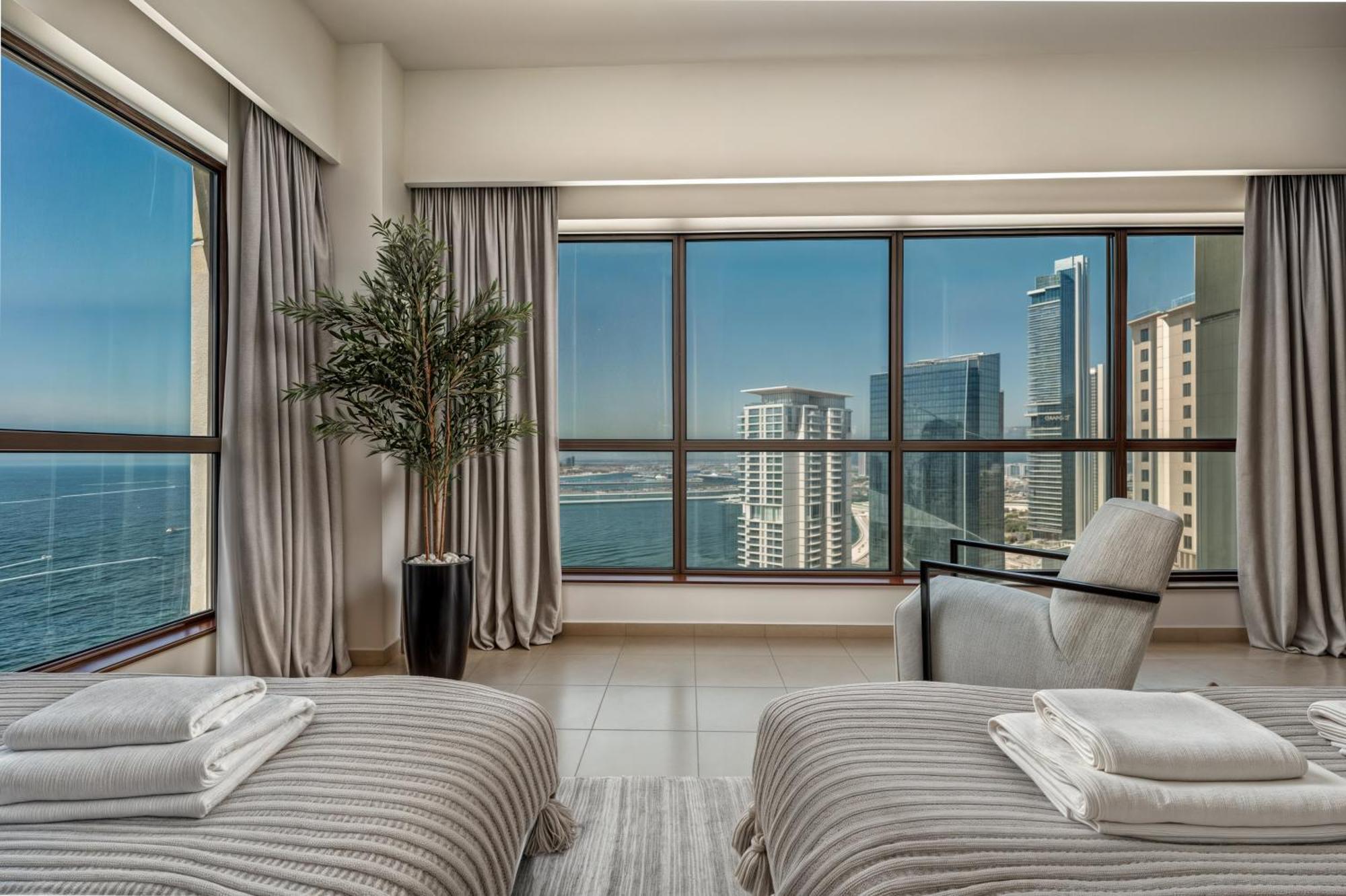 Apartment Luxury Eye View Living - Access I Marina Walk Dubai