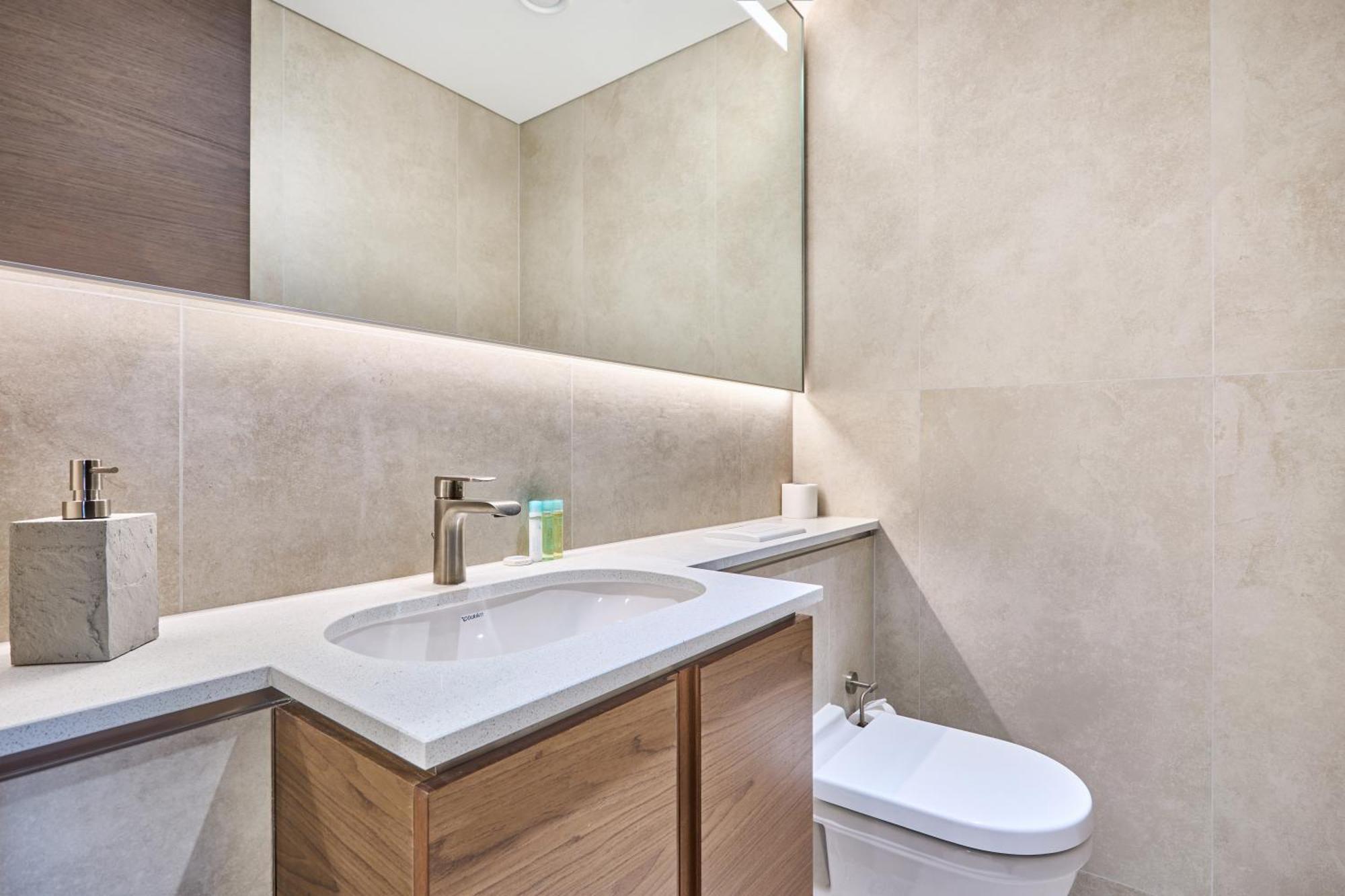 By Latinem Luxury 1br Cvg 3304 Near Burj Khalifa Apartment
