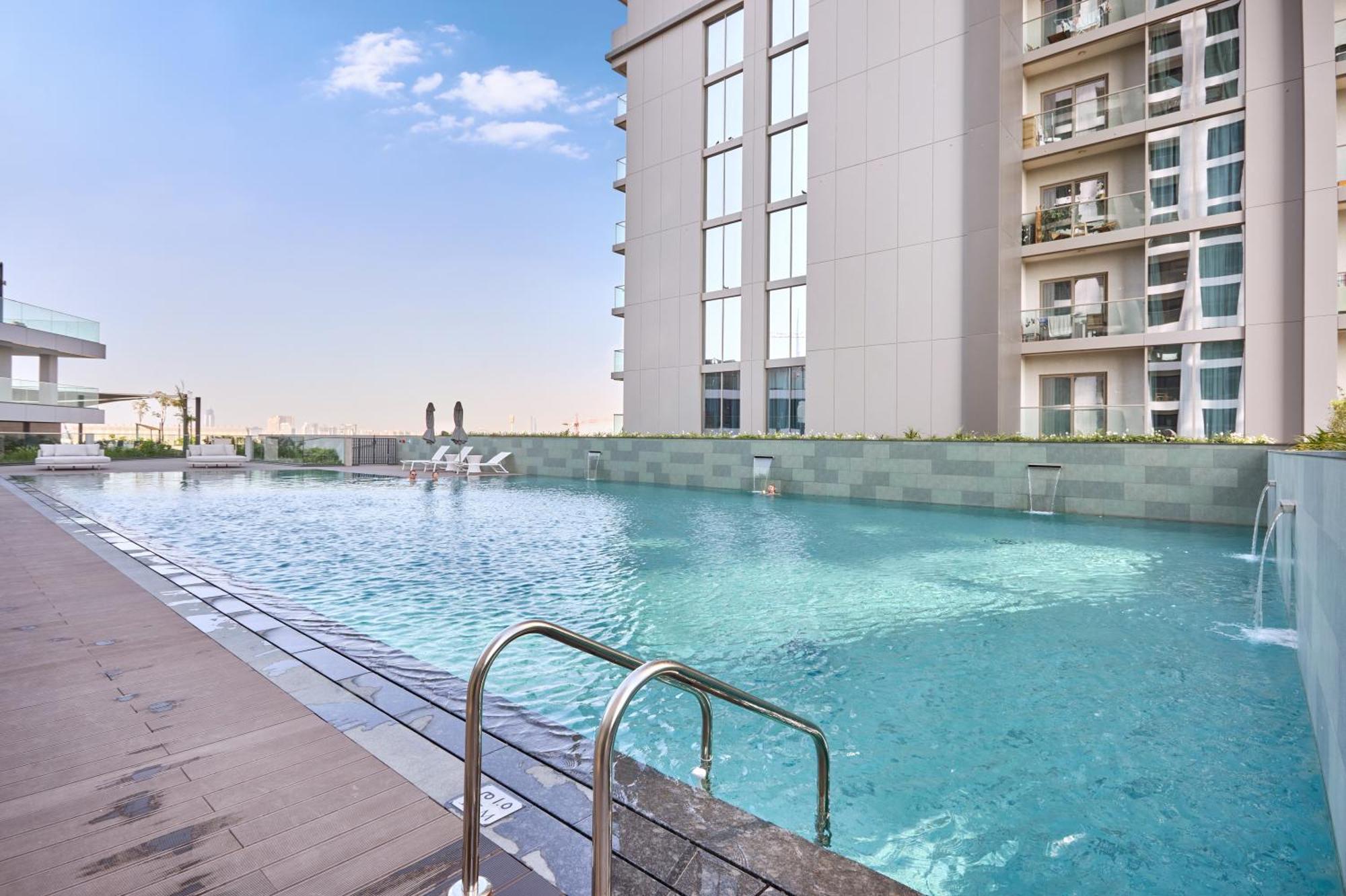 By Latinem Luxury 1br Cvg 3304 Near Burj Khalifa Apartment