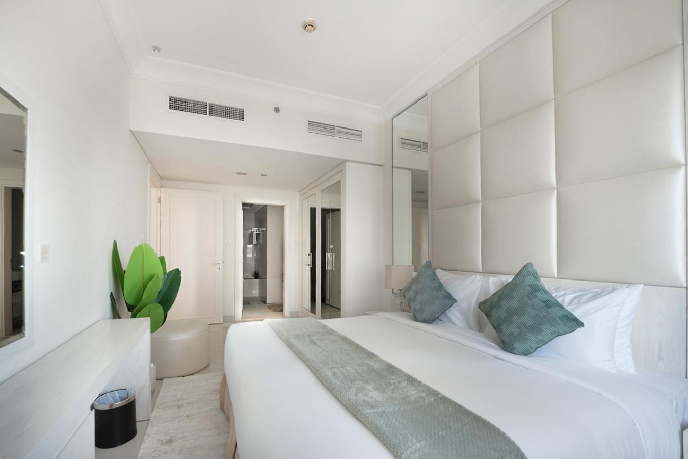 Easygo - Sophisticated 1br In Masion Mall Street With Sky View Dubai