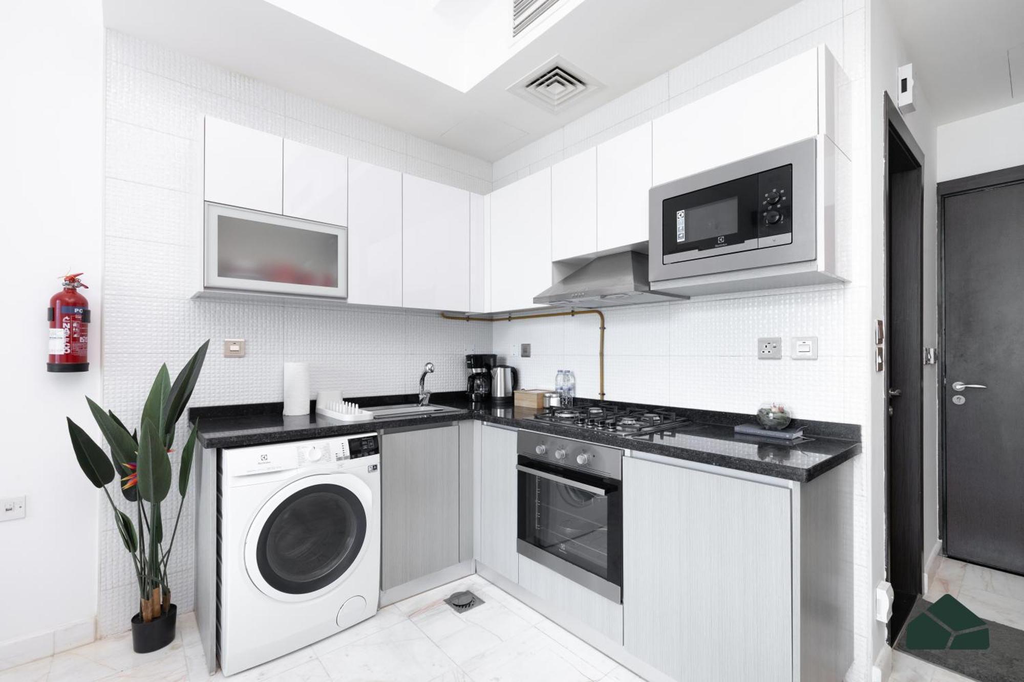 Cozy With Views At Bayz By Danube By Bms Apartment