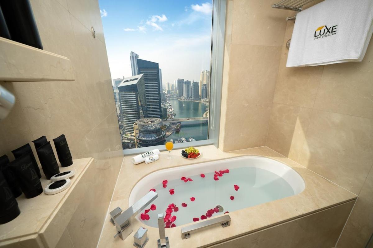 Apartment Luxe Living At Jw Marriott The Address Marina *