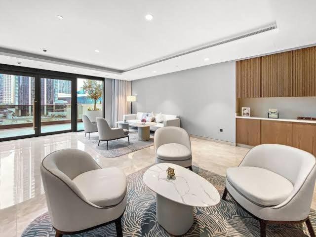Downtown Spacious 1 Bedroom On Boulevard 2 Minutes Walking Distance To Burj-khalifa