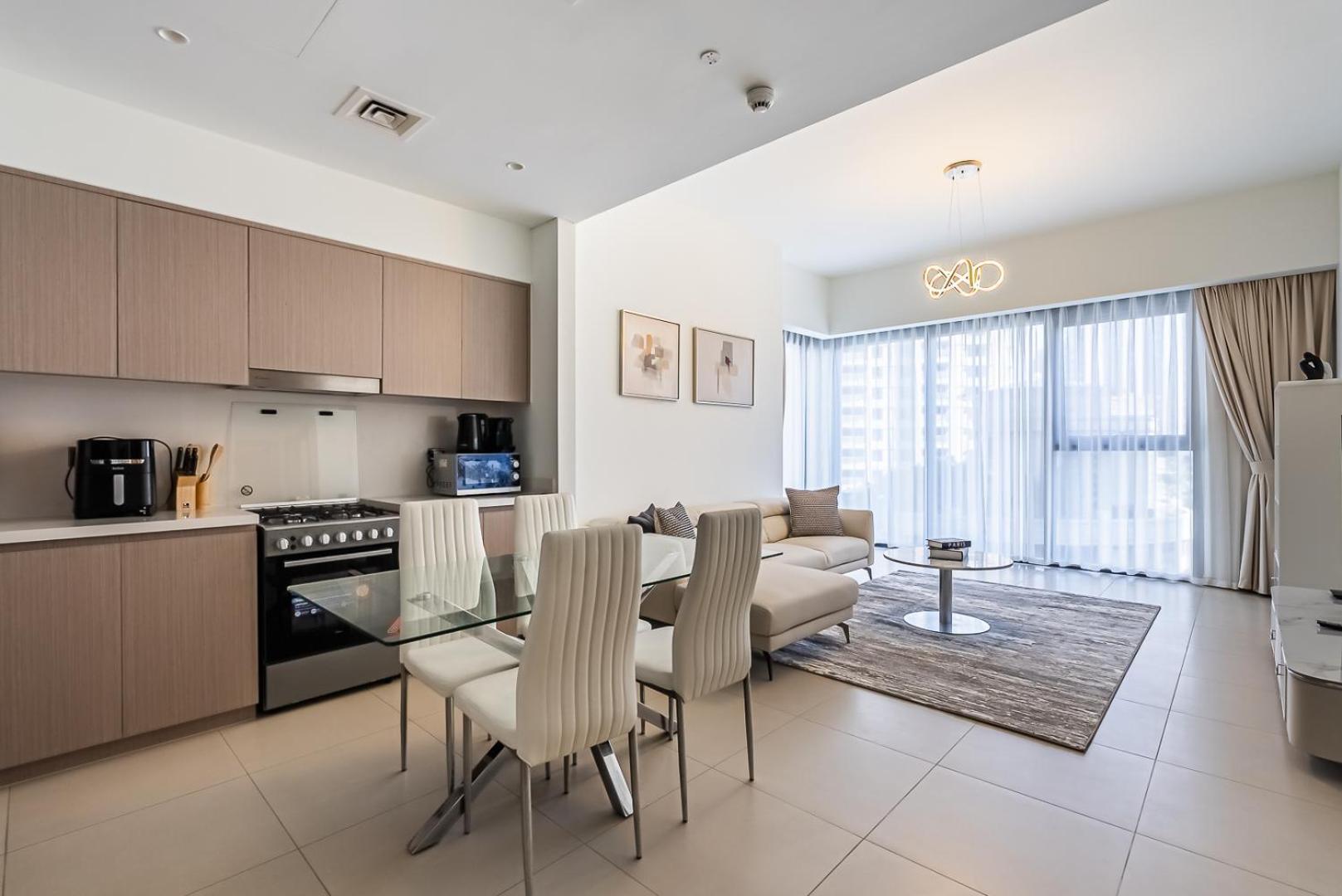 Downtown Spacious 1 Bedroom On Boulevard 2 Minutes Walking Distance To Burj-khalifa * Dubai
