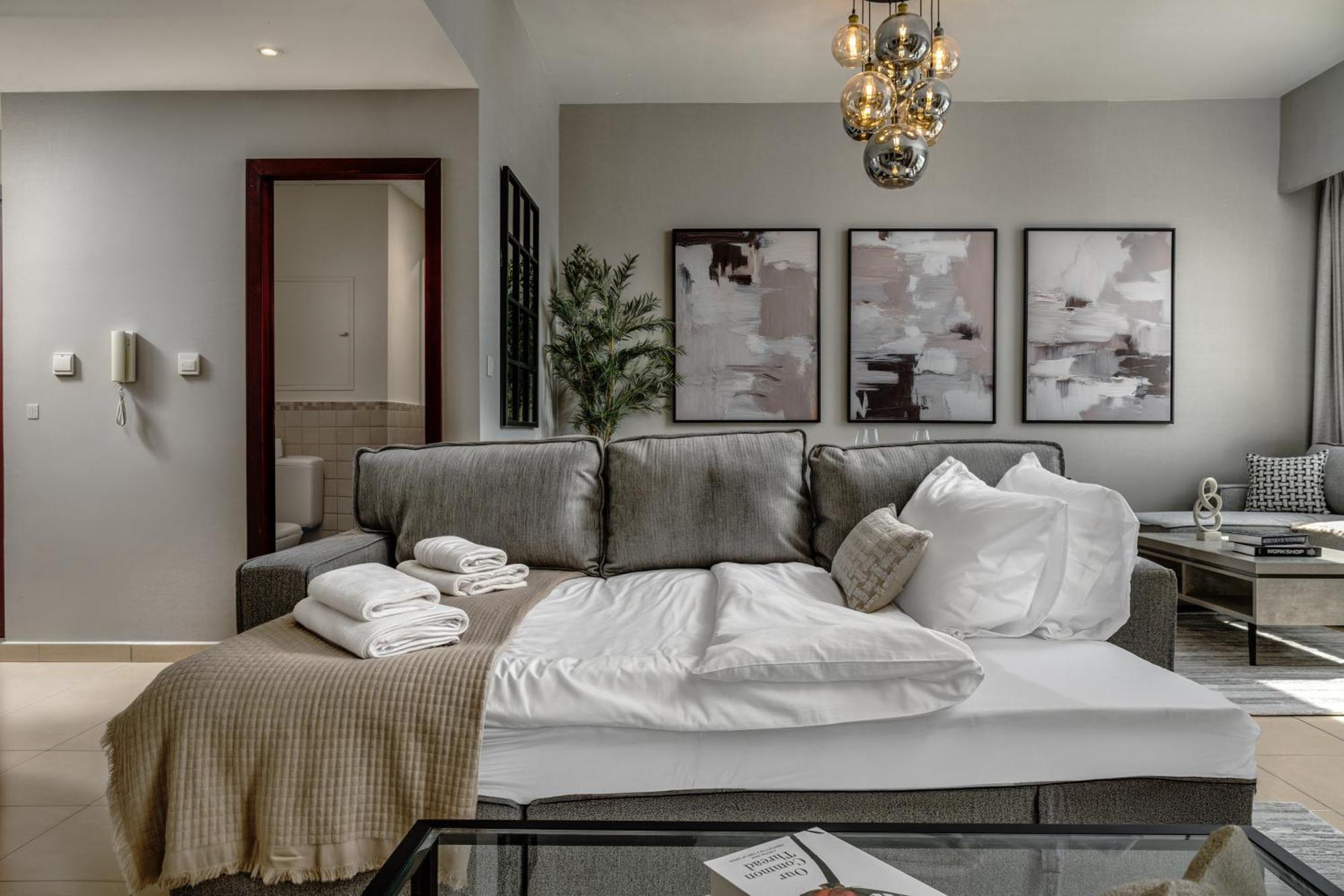 Luxury Eye View Living - Access I Marina Walk Apartment Dubai