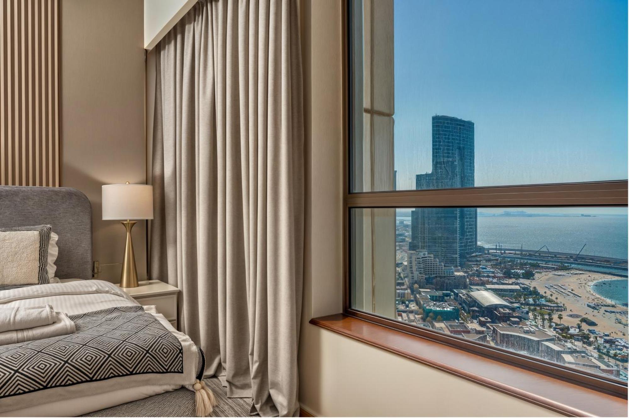 Luxury Eye View Living - Access I Marina Walk Dubai