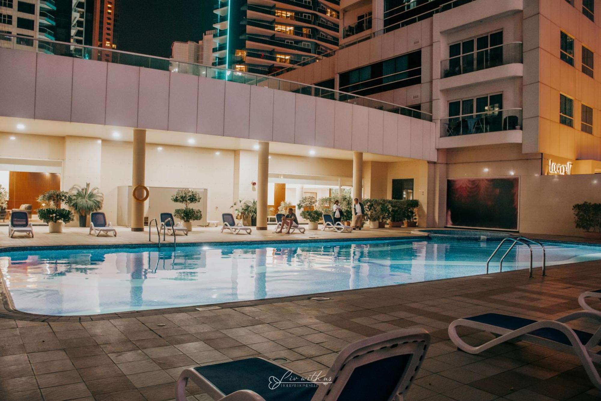 Liv With Us Homes - Marina View Tower B * Dubai