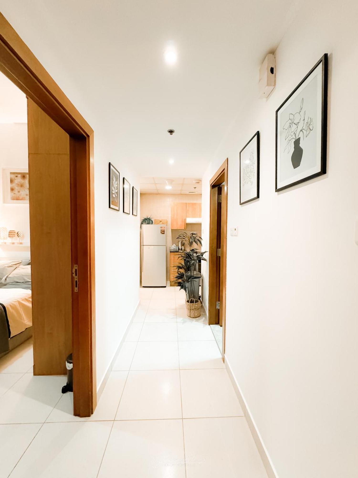 Liv With Us Homes - Marina View Tower B Apartment Dubai