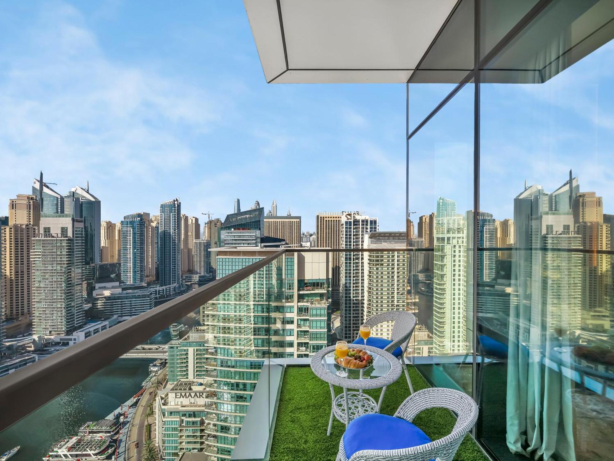 Vida & Yacht Club -new 2 Bhk -sea, Ain & Marina View * Dubai