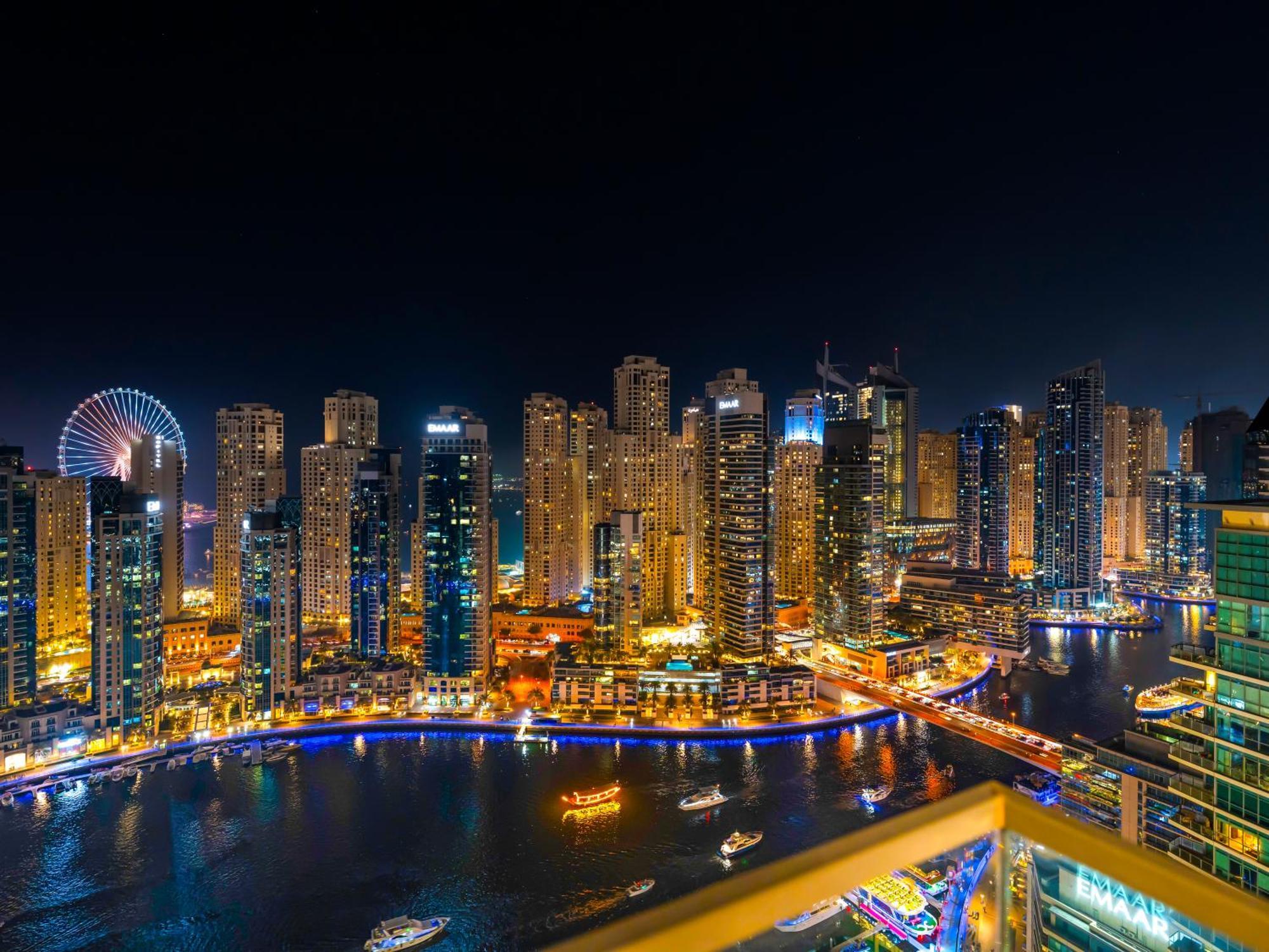 Vida & Yacht Club -new 2 Bhk -sea, Ain & Marina View
