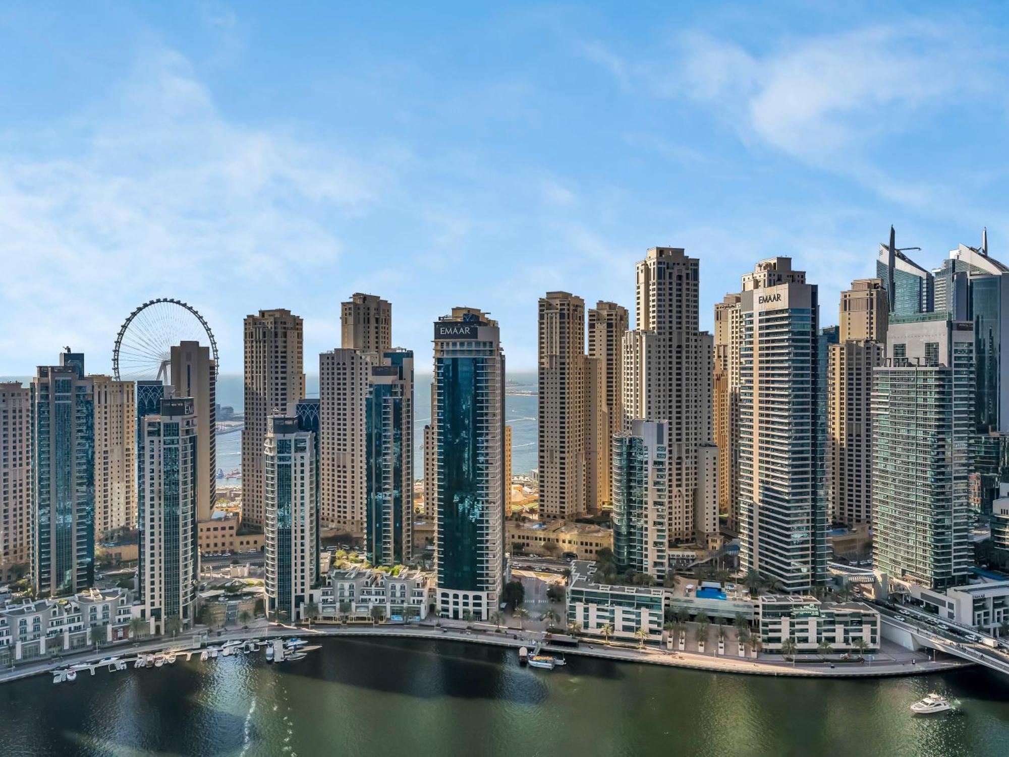 Vida & Yacht Club -new 2 Bhk -sea, Ain & Marina View Apartment *