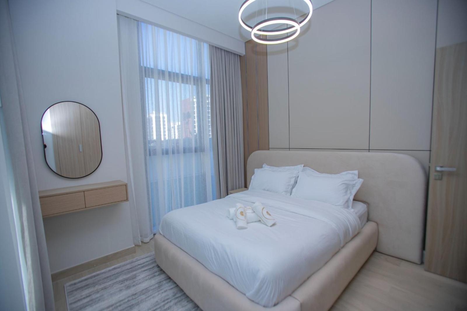 Apartment 3bhk Located In Azizi Riviera *
