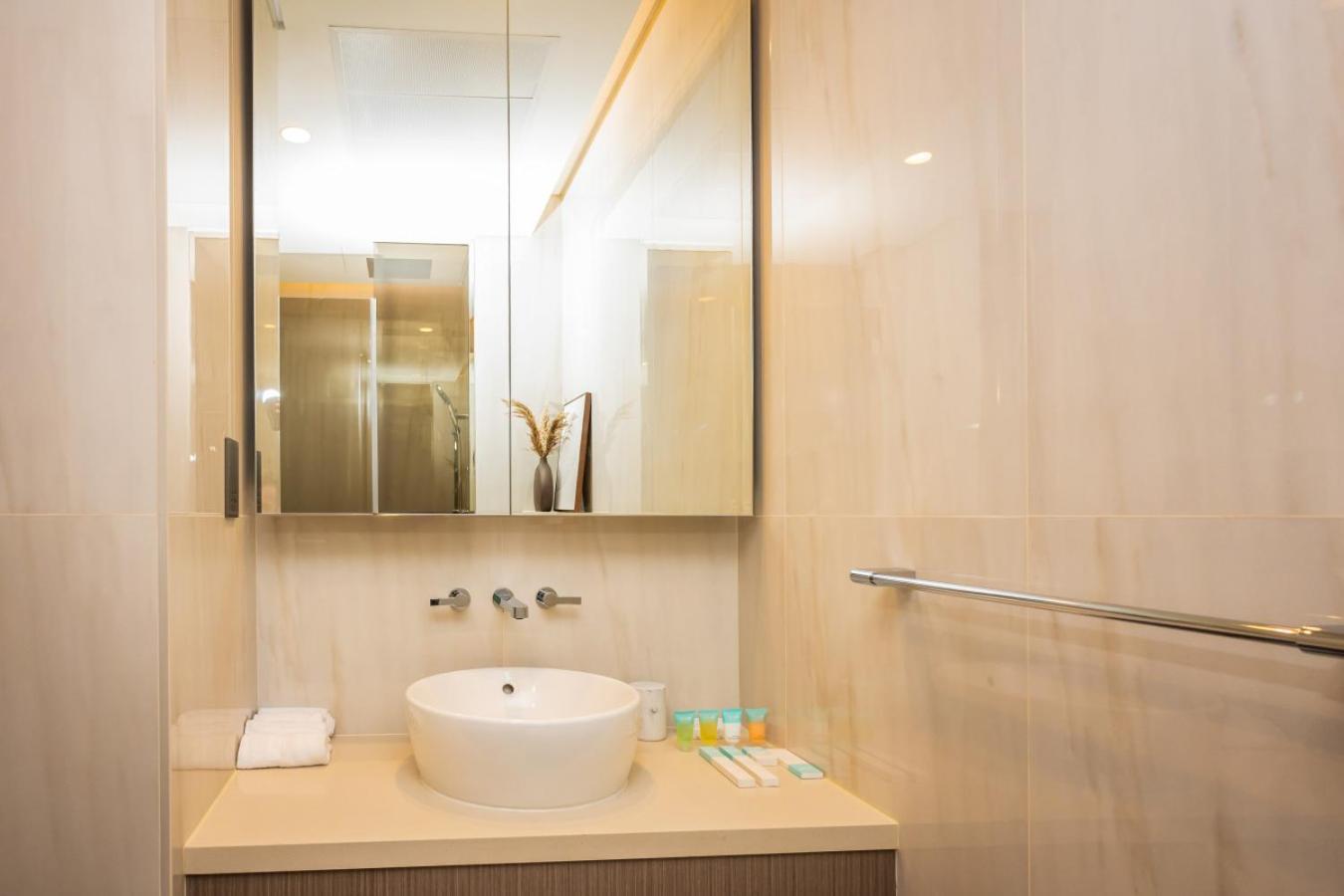 New Build Luxury With Burj View At Peninsula 5, Business Bay Dubai