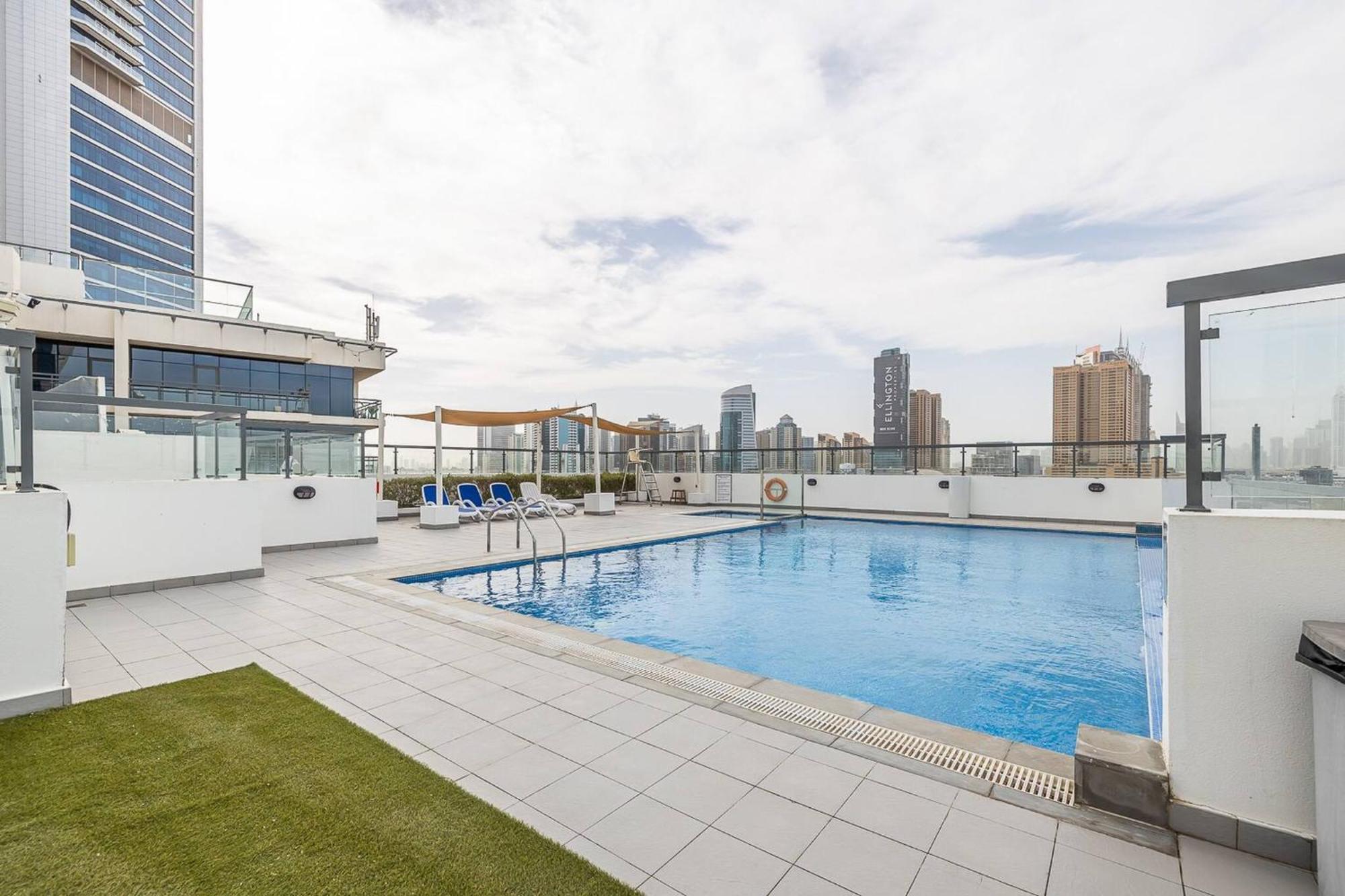 Unique Cosy &spacious 2br In Al Sufouh * Dubai