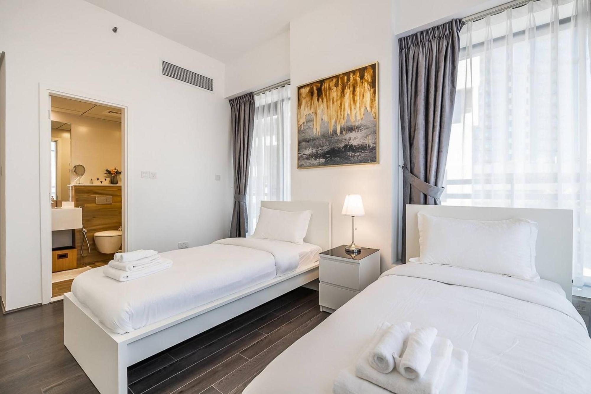 Unique Cosy &spacious 2br In Al Sufouh Dubai