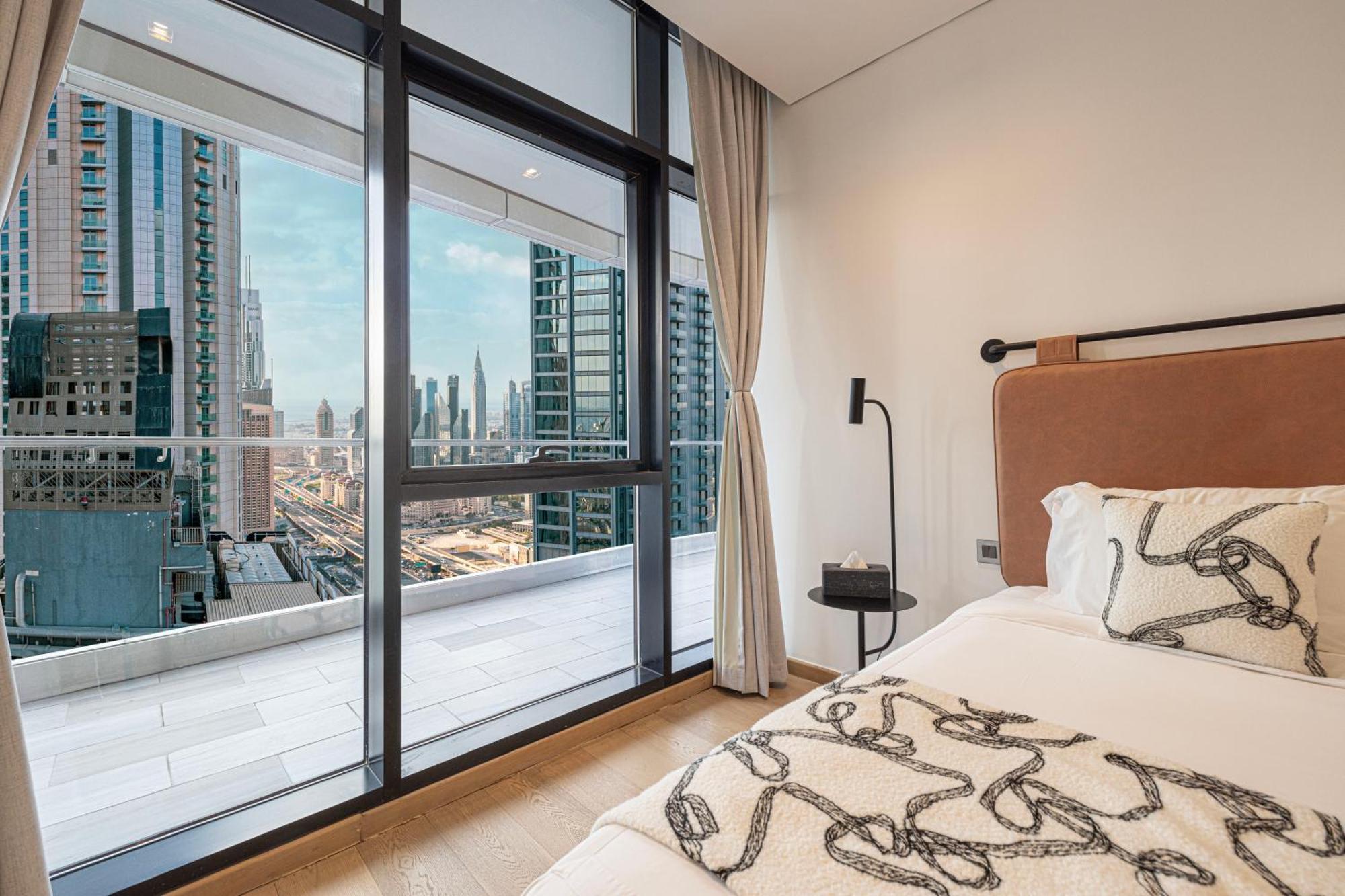 Luxe 6br Penthouse With Burj View & Private Cinema * Dubai