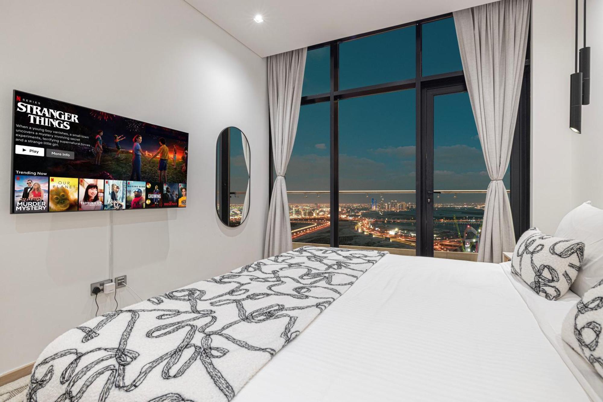 Luxe 6br Penthouse With Burj View & Private Cinema Apartment *