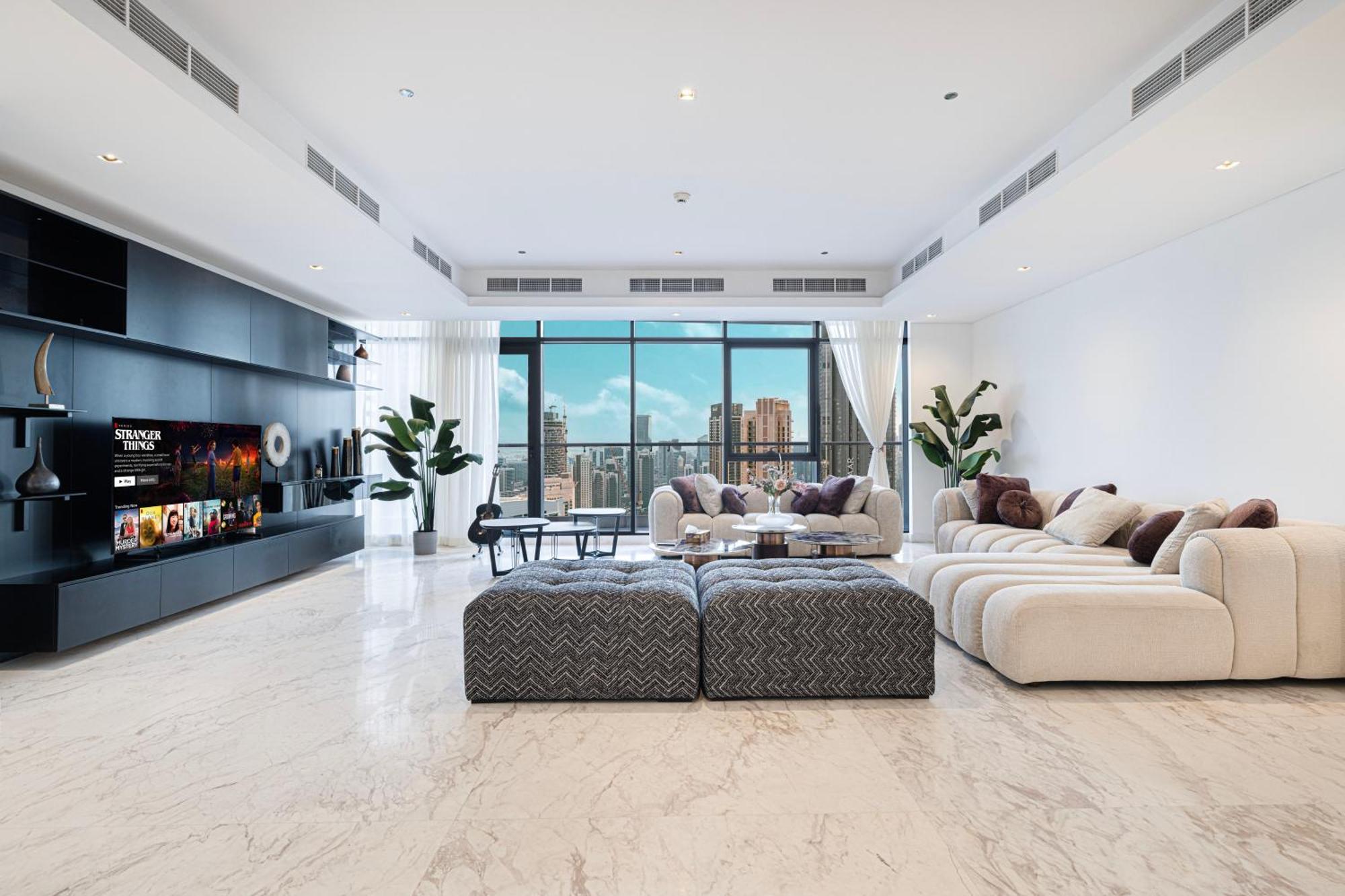 Luxe 6br Penthouse With Burj View & Private Cinema Apartment *