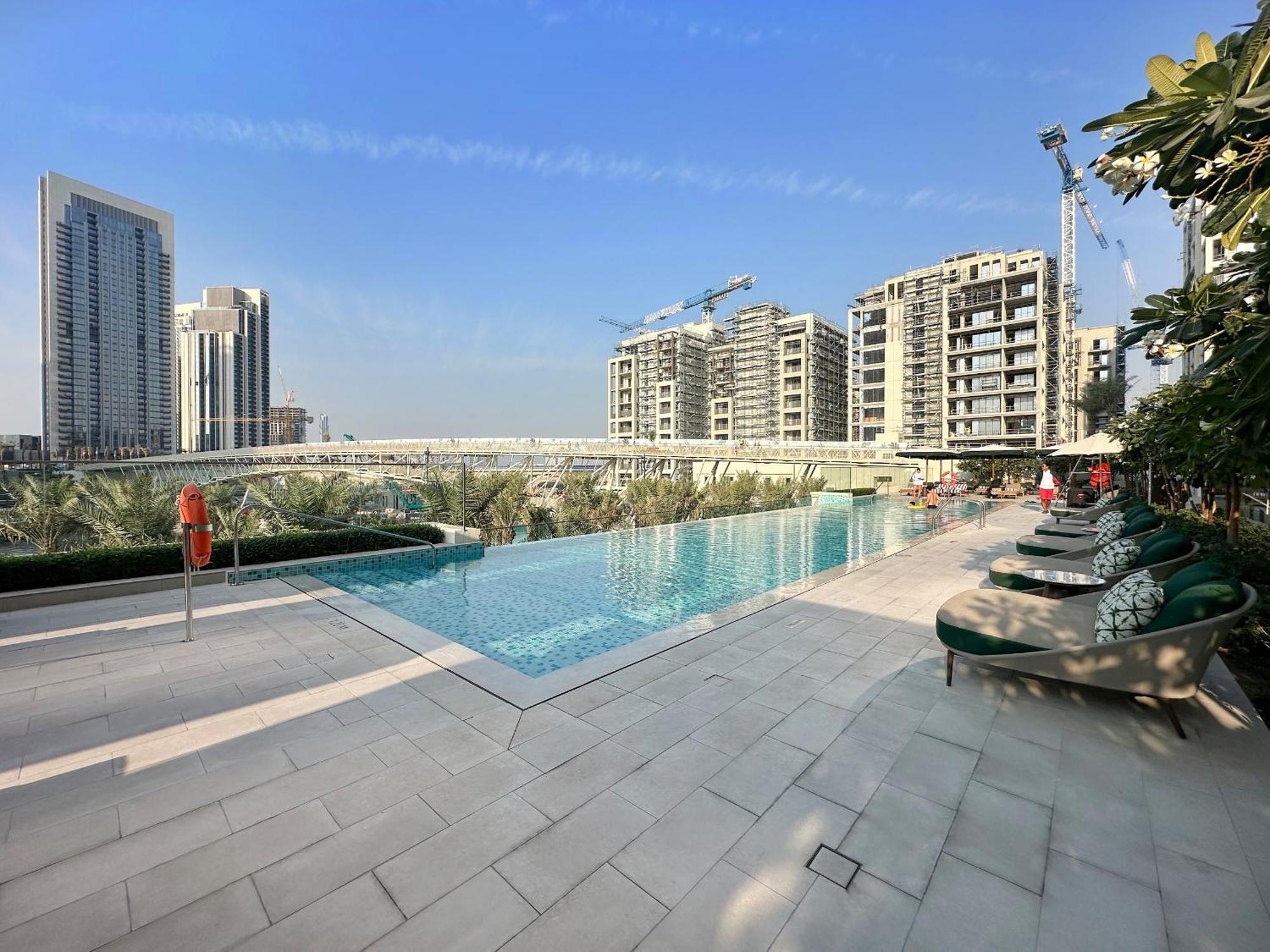 Apartment Vayk - Modern 1 Bd Near The Lagoon In Creek Harbour Dubai