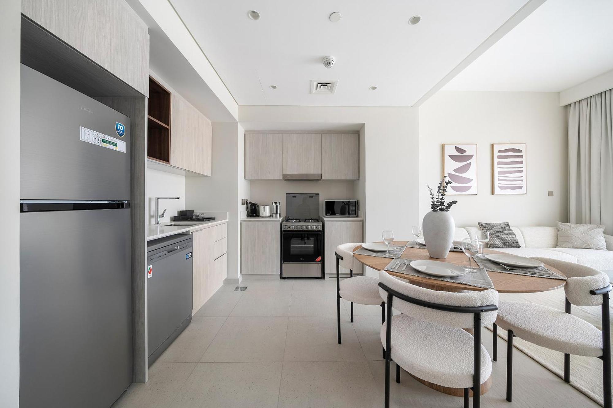 Apartment Vayk - Modern 1 Bd Near The Lagoon In Creek Harbour