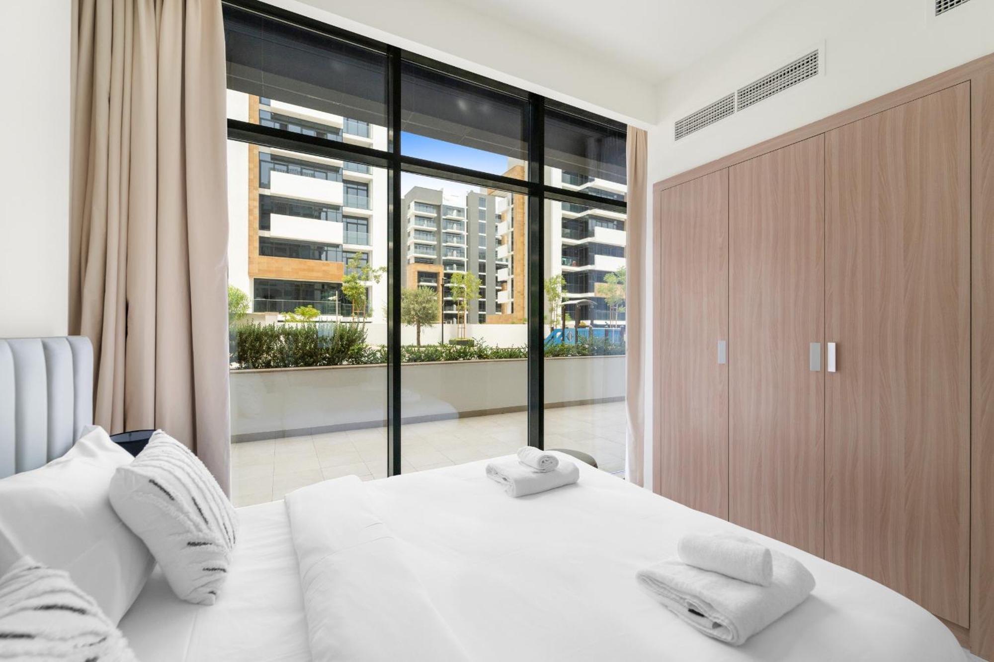 Vayk - Modern 3 Bd With A Spacious Terrace Dubai