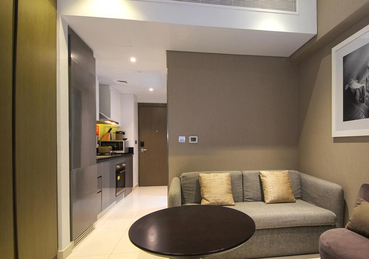 Luxury Damac W Canal View Near Burj Khalifa Apartment *