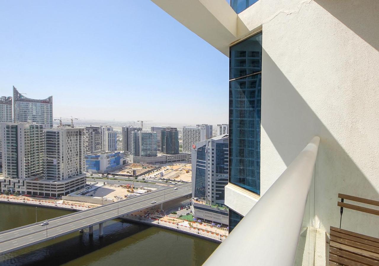 Apartment Luxury Damac W Canal View Near Burj Khalifa