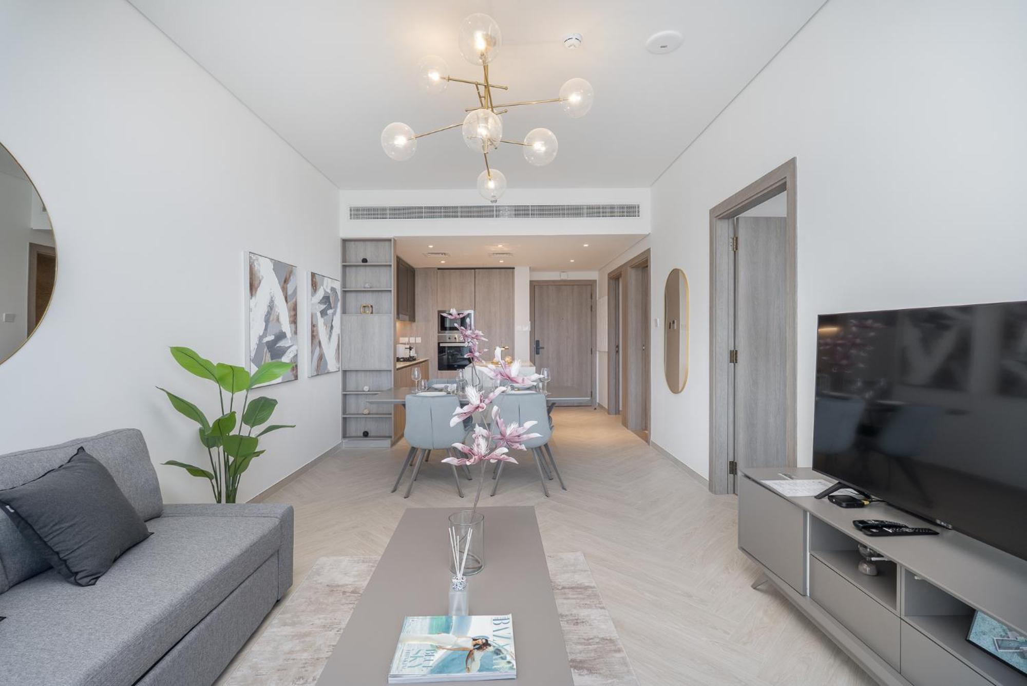 Apartment Luxury Jvc Modern 1bhk Pool & Gym Access Dubai