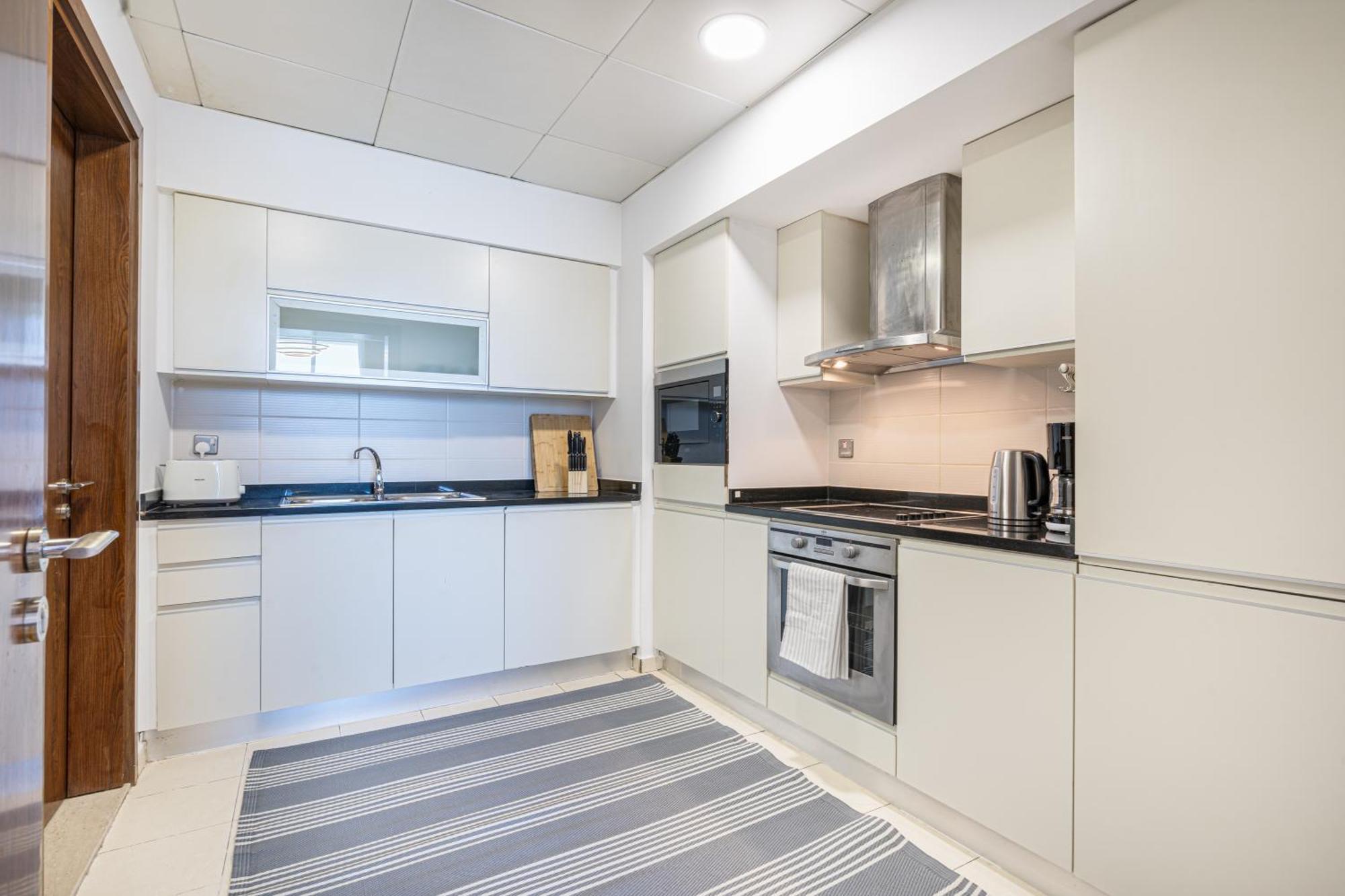 Palm Next To Nakheel Mall With Private Apartment Dubai