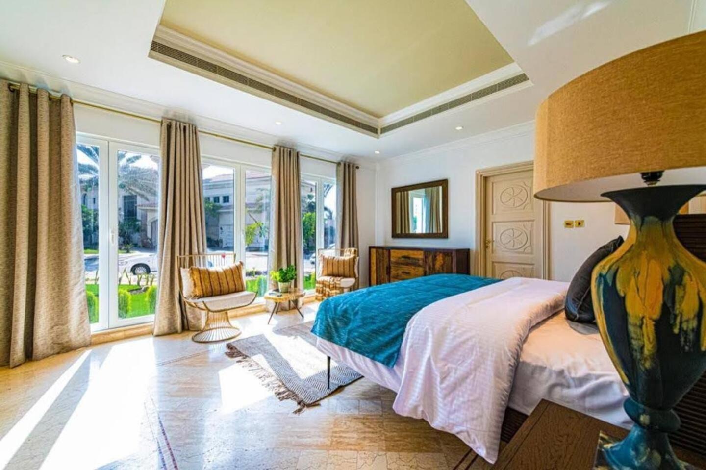 Contemporary Spanish Style Beachfront In Palm Jumeirah