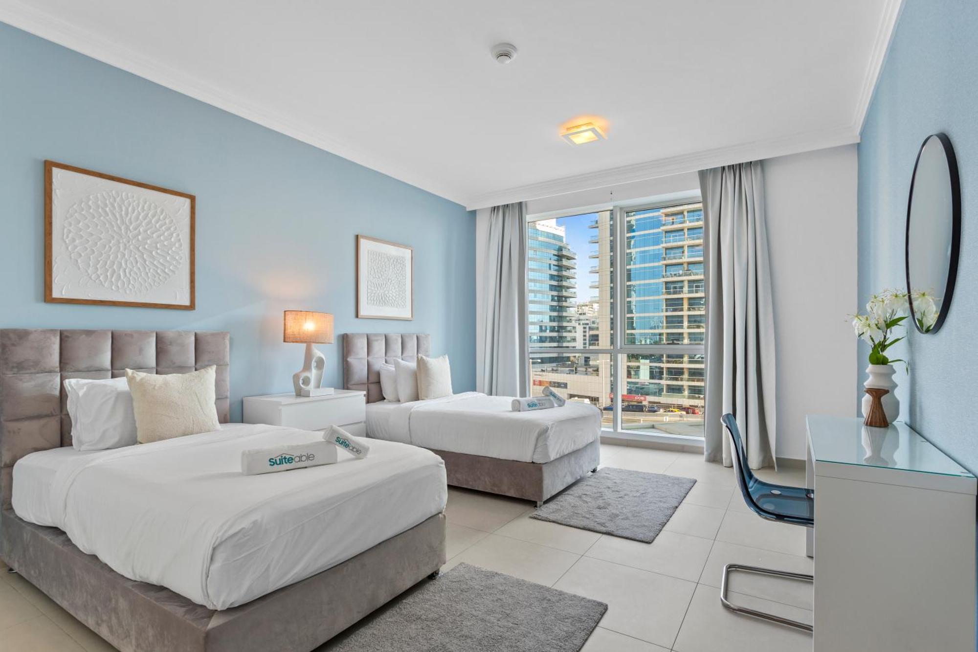Serene 2-bedroom Escape With Sea Steps Away In Jbr Apartment