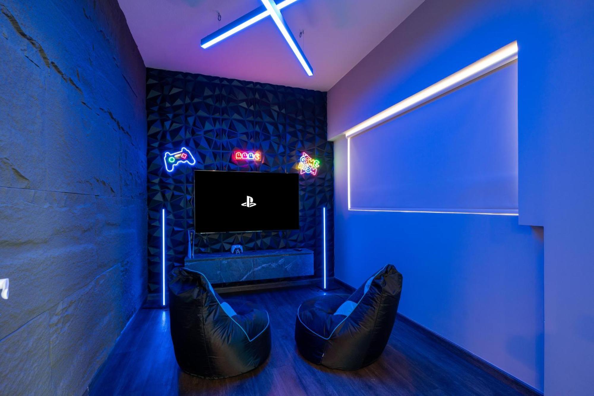 Perfect With Private Game Apartment *