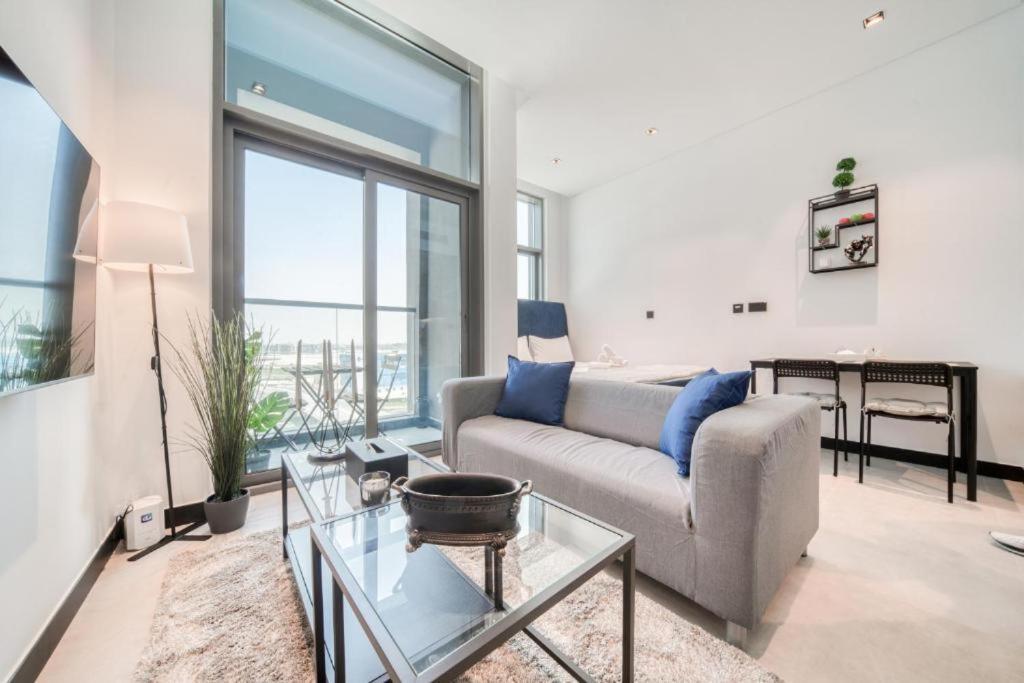 Vibrant 1br With Burj Khalifa View Apartment