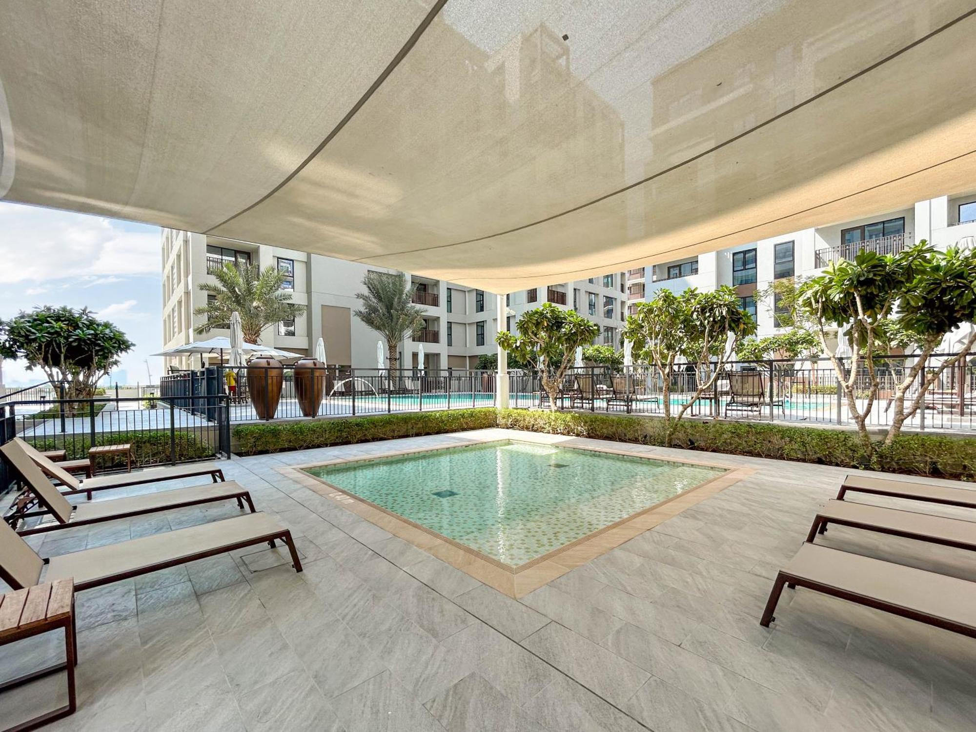 Chic Bright In Creek With Lagoon Access *