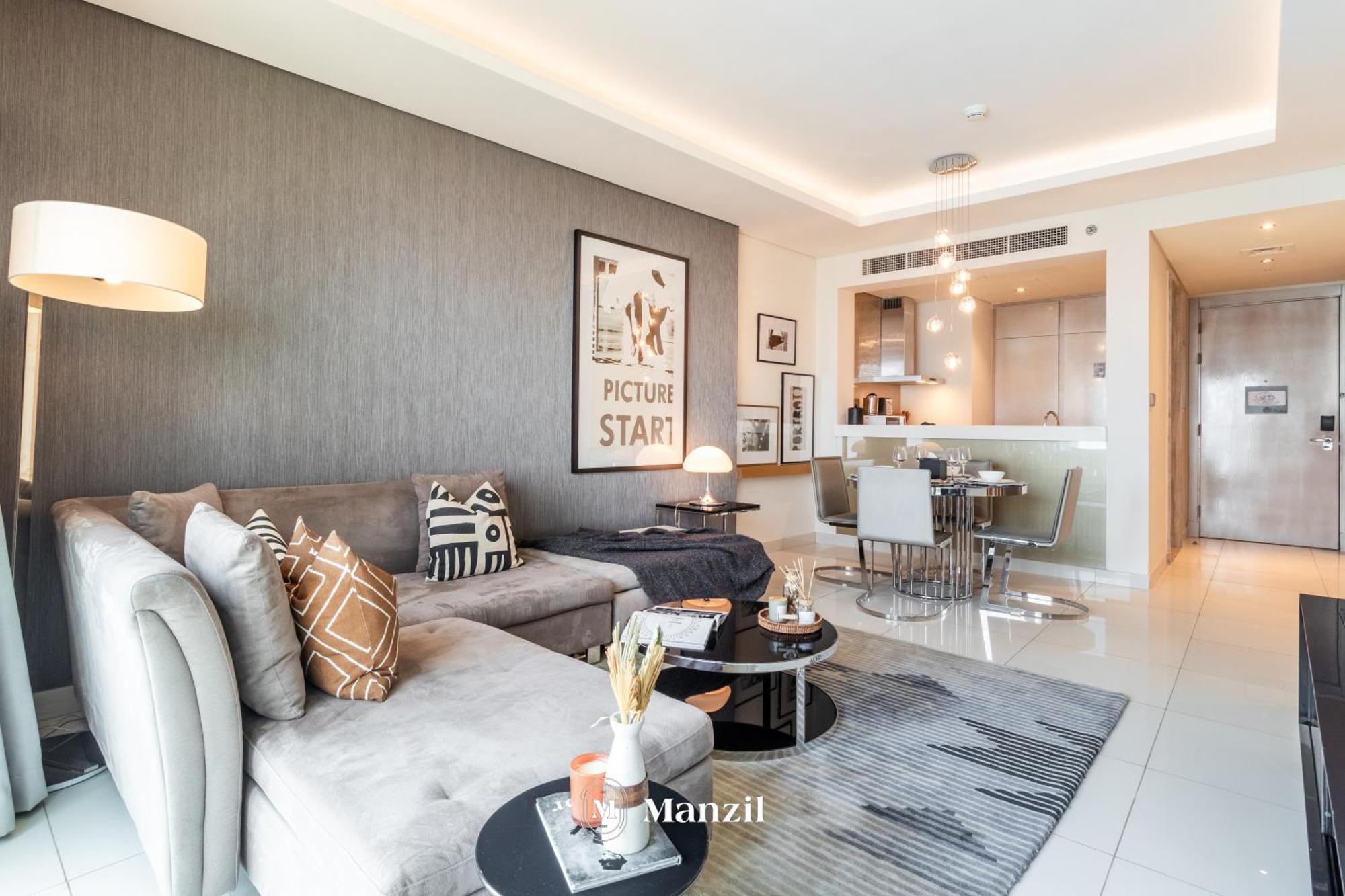 Luxury 1br In Paramount Top-floor Retreat Dubai