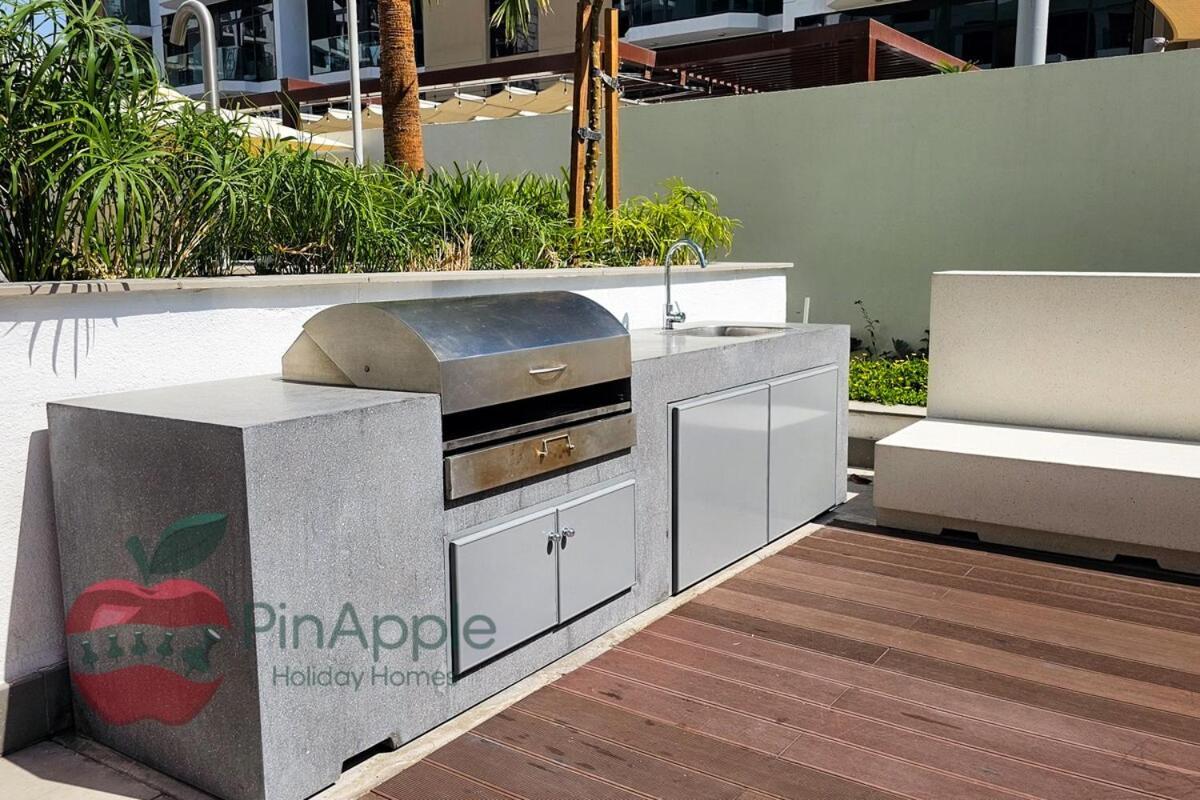 Apartment Stylish In Azizi 42 *
