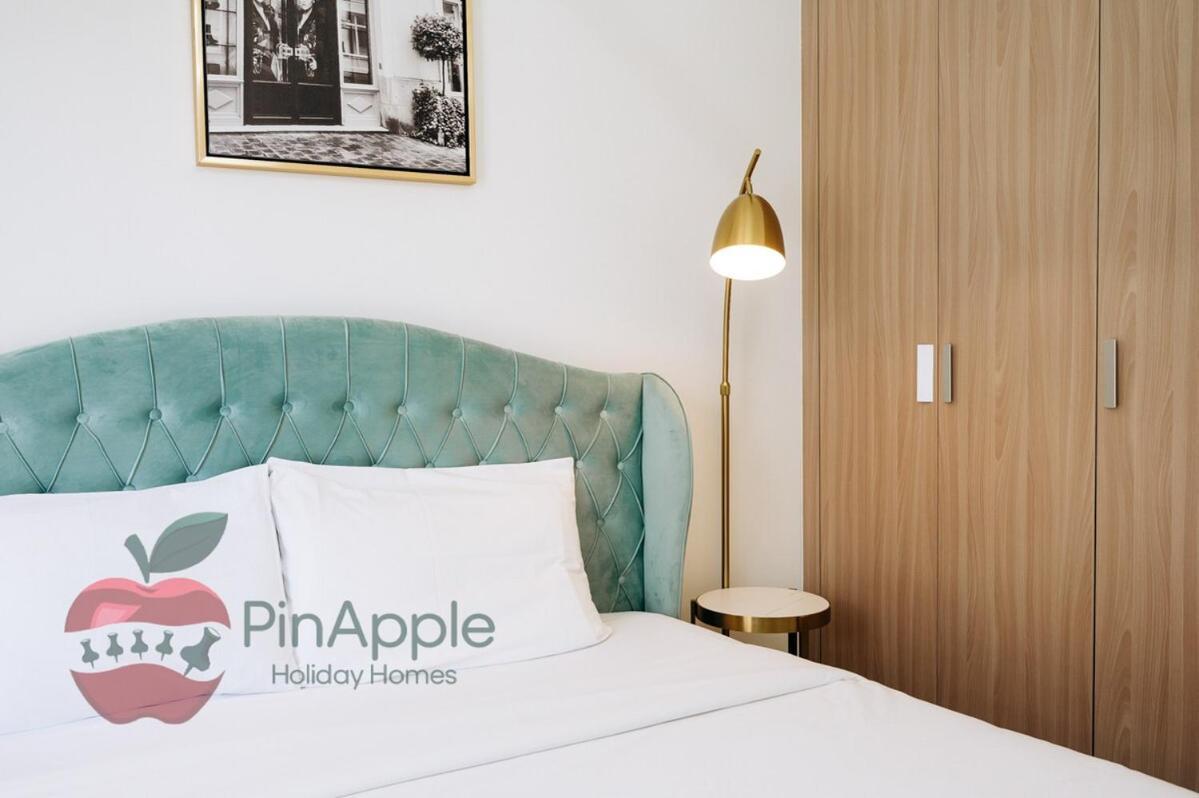 Apartment Stylish In Azizi 42 *