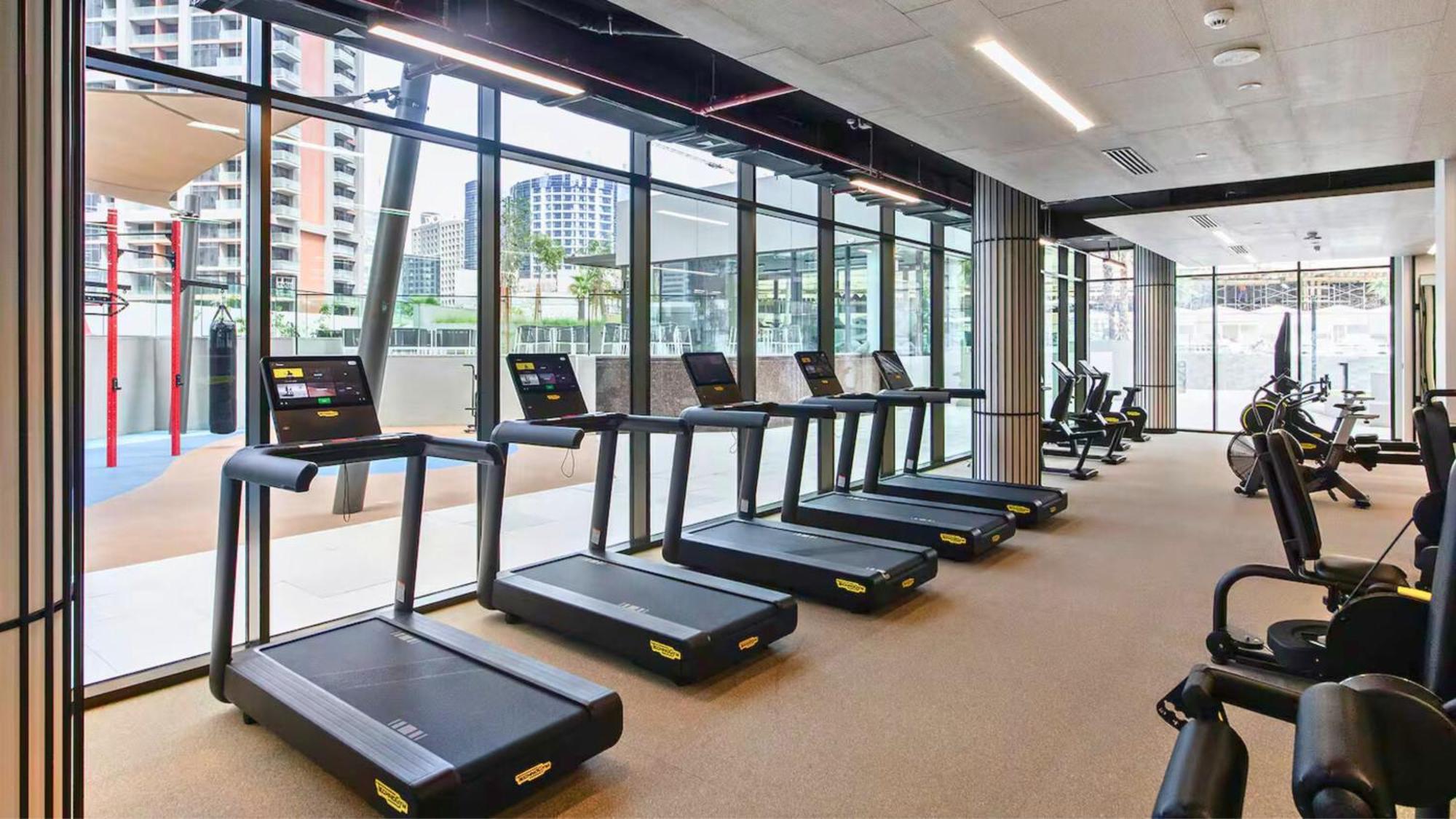 Designer Interiors - Canal View 1br In Business Bay Apartment