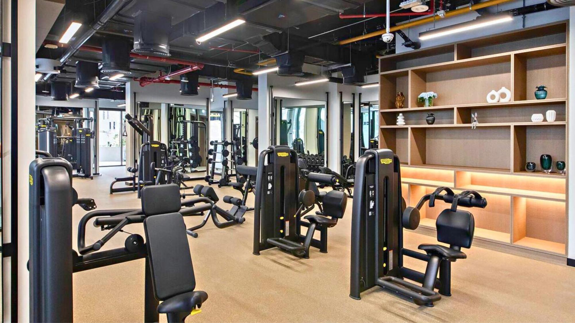 Apartment Designer Interiors - Canal View 1br In Business Bay *
