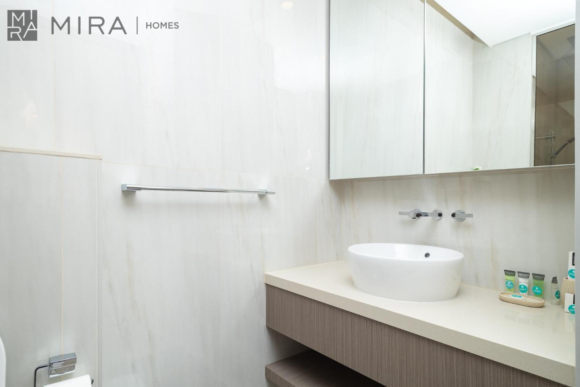 Mira Homes - Newly And Cosy With Balcony In Business Bay Apartment